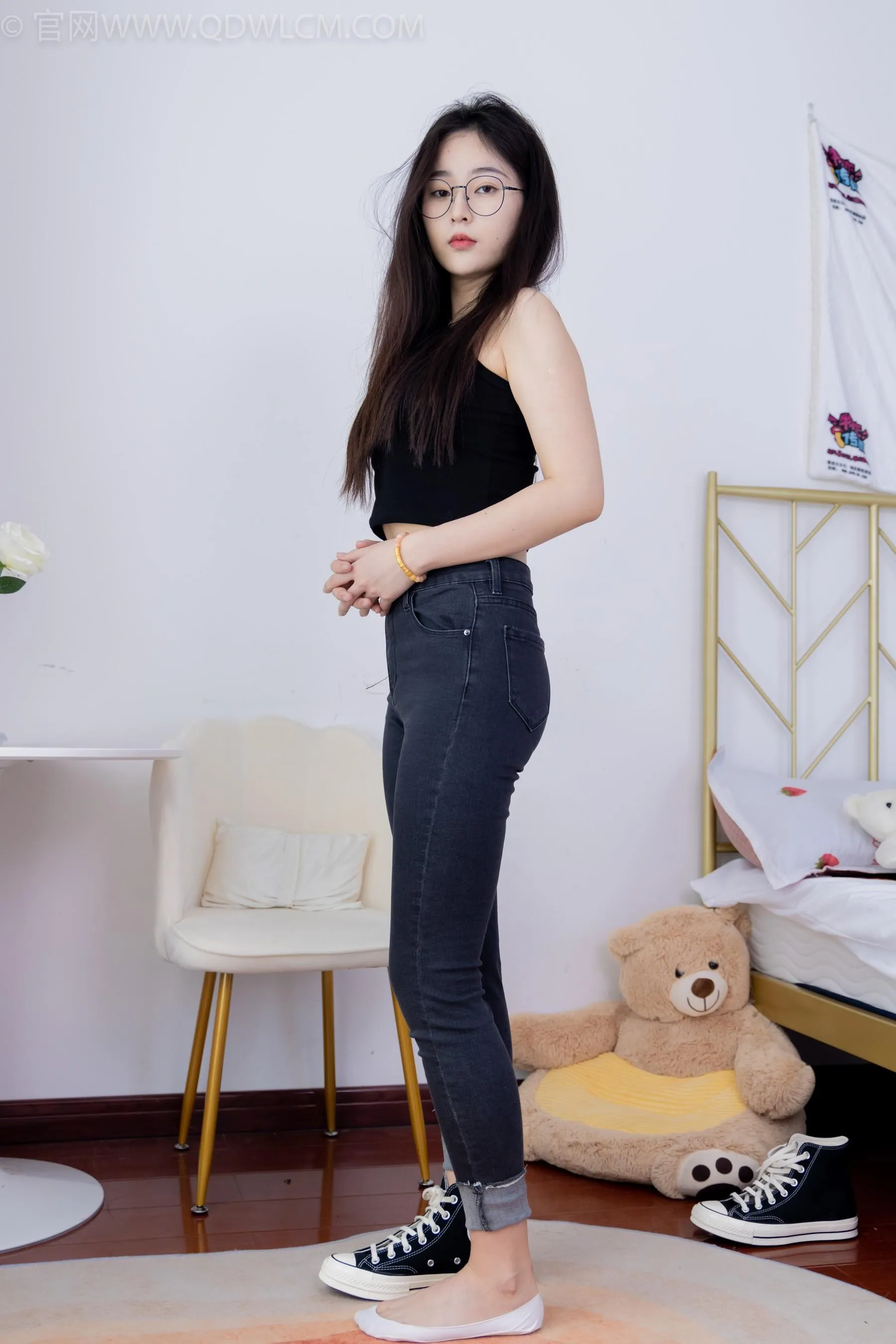 物恋传媒 NO.1497 美兔-春雨绵绵 [151P]插图3